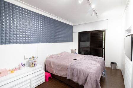 Apartamento à venda com 180m², 3 quartos e 3 vagasQuarto 3 - Suíte