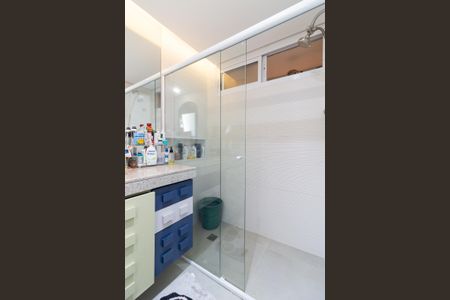 Apartamento à venda com 180m², 3 quartos e 3 vagasBanheiro