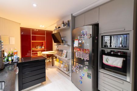 Apartamento à venda com 180m², 3 quartos e 3 vagasCozinha