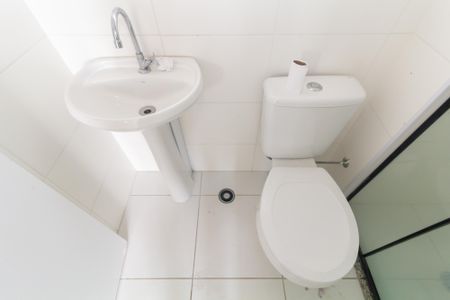 Apartamento para alugar com 1193m², 2 quartos e sem vaga Apartamento para alugar com 1193m², 2 quartos e sem vagaBanheiro