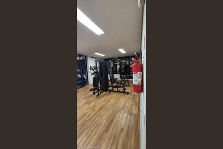 Apartamento à venda com 81m², 3 quartos e 2 vagas Apartamento à venda com 81m², 3 quartos e 2 vagasAcademia