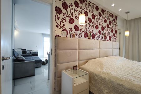 Apartamento à venda com 234m², 4 quartos e 3 vagas Apartamento à venda com 234m², 4 quartos e 3 vagasSuíte