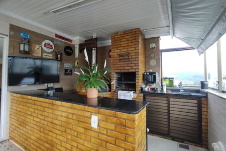 Apartamento à venda com 234m², 4 quartos e 3 vagas Apartamento à venda com 234m², 4 quartos e 3 vagasCobertura