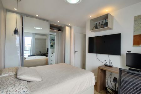 Apartamento à venda com 234m², 4 quartos e 3 vagas Apartamento à venda com 234m², 4 quartos e 3 vagasSuíte