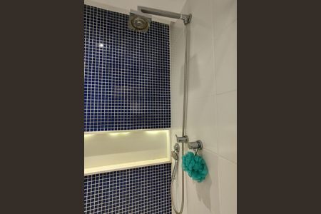 Apartamento à venda com 234m², 4 quartos e 3 vagasBanheiro Social