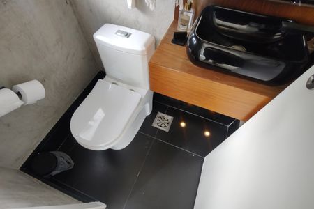 Apartamento à venda com 234m², 4 quartos e 3 vagas Apartamento à venda com 234m², 4 quartos e 3 vagasLavabo