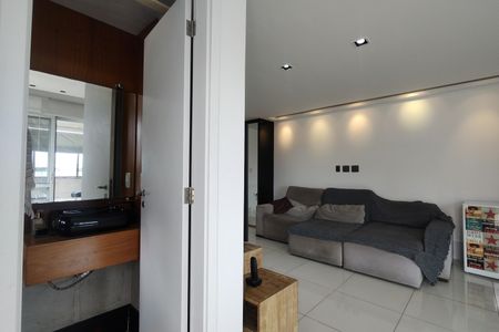 Apartamento à venda com 234m², 4 quartos e 3 vagas Apartamento à venda com 234m², 4 quartos e 3 vagasSala 2