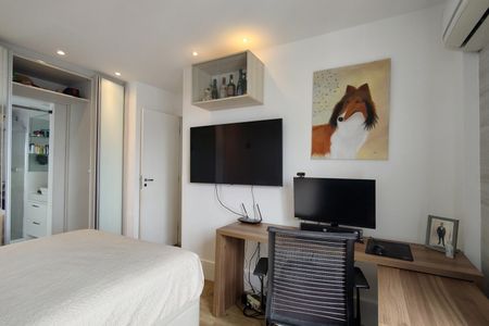 Apartamento à venda com 234m², 4 quartos e 3 vagas Apartamento à venda com 234m², 4 quartos e 3 vagasSuíte