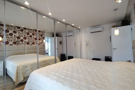 Apartamento à venda com 234m², 4 quartos e 3 vagas Apartamento à venda com 234m², 4 quartos e 3 vagasSuíte