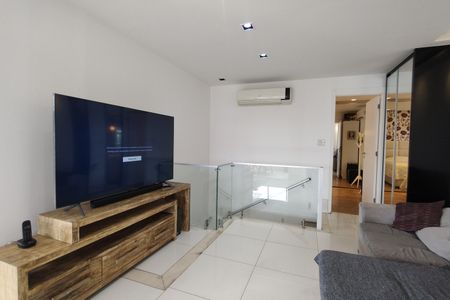 Apartamento à venda com 234m², 4 quartos e 3 vagas Apartamento à venda com 234m², 4 quartos e 3 vagasSala 2