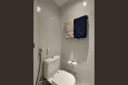 Apartamento à venda com 234m², 4 quartos e 3 vagasBanheiro Social