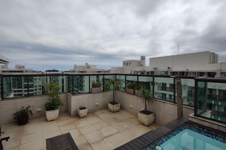 Apartamento à venda com 234m², 4 quartos e 3 vagas Apartamento à venda com 234m², 4 quartos e 3 vagasCobertura