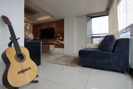 Apartamento à venda com 234m², 4 quartos e 3 vagas Apartamento à venda com 234m², 4 quartos e 3 vagasVaranda da Sala