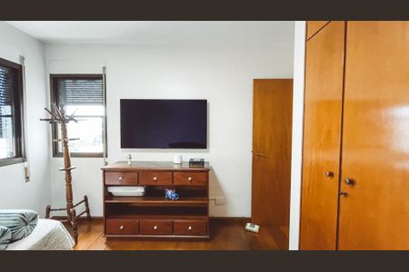 Apartamento à venda com 144m², 3 quartos e 3 vagasQuarto 2