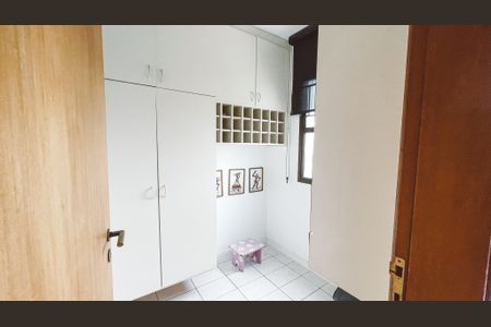 Apartamento à venda com 144m², 3 quartos e 3 vagasQuarto de Serviço