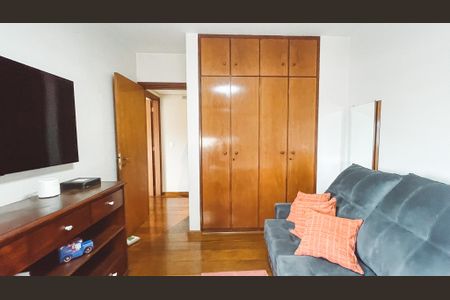 Apartamento à venda com 144m², 3 quartos e 3 vagasQuarto 2