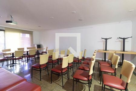 Apartamento à venda com 144m², 3 quartos e 3 vagasÁrea comum - Salão de festas