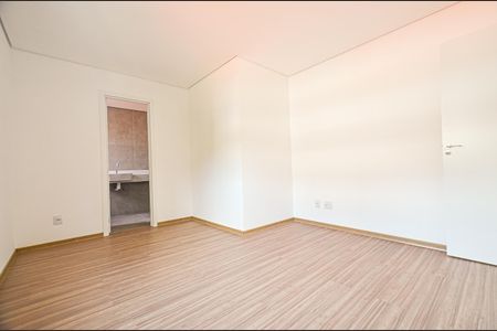 Apartamento à venda com 68m², 2 quartos e 2 vagasSuite 2