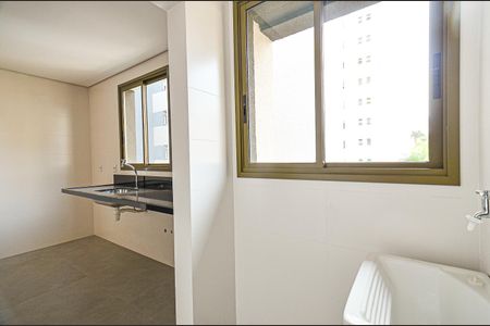 Apartamento à venda com 68m², 2 quartos e 2 vagasÁrea de Serviço