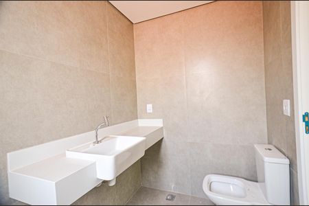 Apartamento à venda com 68m², 2 quartos e 2 vagasBanheiro Suite 2