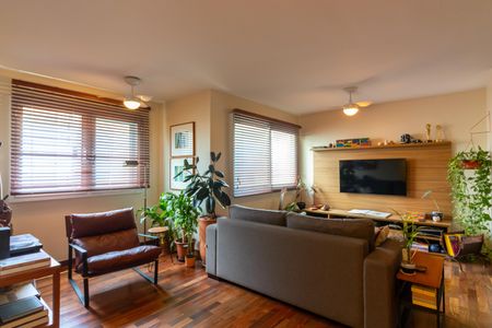 Apartamento à venda com 80m², 2 quartos e 1 vagaSala de TV