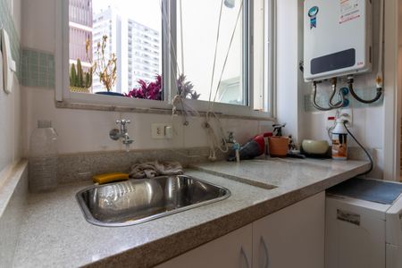 Apartamento à venda com 80m², 2 quartos e 1 vagaÁrea de Serviço