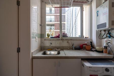 Apartamento à venda com 80m², 2 quartos e 1 vagaÁrea de Serviço