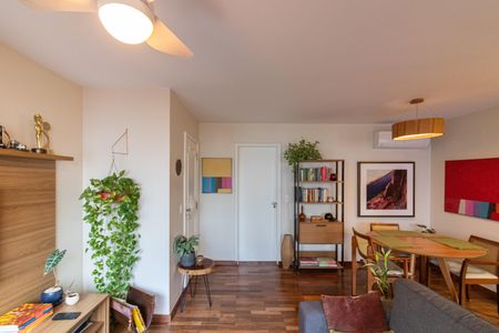 Apartamento à venda com 80m², 2 quartos e 1 vagaSala