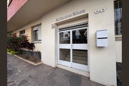 Apartamento à venda com 75m², 3 quartos e sem vaga Apartamento à venda com 75m², 3 quartos e sem vagaFachada