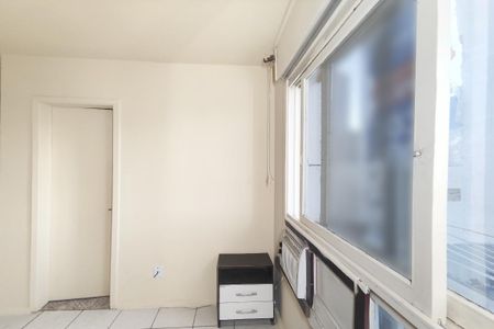 Apartamento à venda com 35m², 1 quarto e sem vaga Apartamento à venda com 35m², 1 quarto e sem vagaSala/Quarto