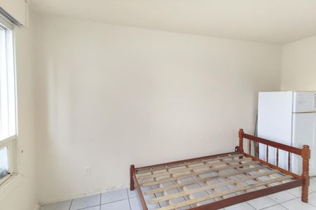Apartamento à venda com 35m², 1 quarto e sem vaga Apartamento à venda com 35m², 1 quarto e sem vagaSala/Quarto