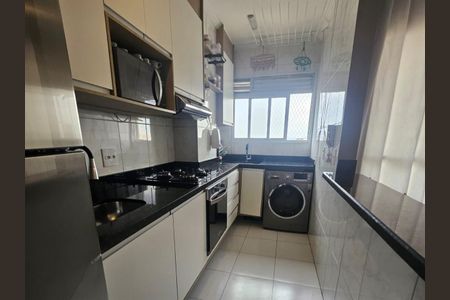 Apartamento à venda com 48m², 2 quartos e 1 vaga Apartamento à venda com 48m², 2 quartos e 1 vagaCozinha