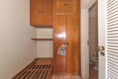 Apartamento à venda com 189m², 3 quartos e 2 vagasÁrea de Serviço - Quarto de Serviço