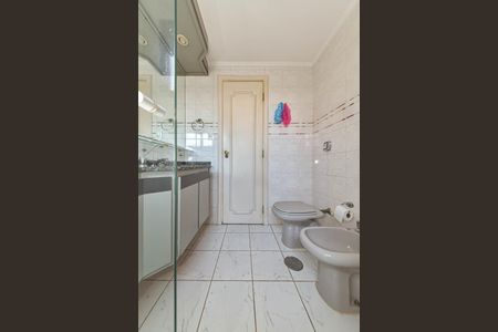Apartamento à venda com 189m², 3 quartos e 2 vagasBanheiro Social
