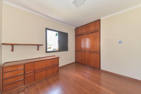 Apartamento à venda com 189m², 3 quartos e 2 vagasQuarto 1