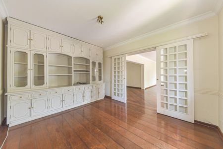 Apartamento à venda com 189m², 3 quartos e 2 vagasSala de TV