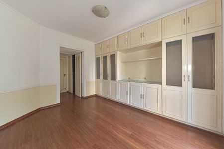 Apartamento à venda com 189m², 3 quartos e 2 vagasSuíte