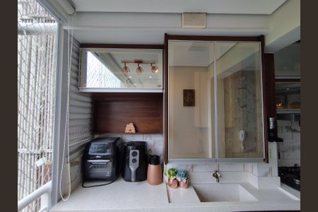 Apartamento à venda com 63m², 3 quartos e 1 vagaÁrea de Serviço