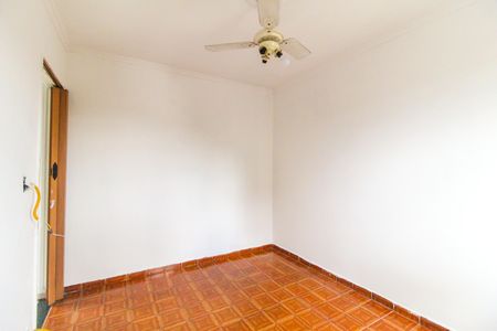 Quarto 1 de apartamento para alugar com 2 quartos, 60m² em Jardim Lucinda, São Paulo