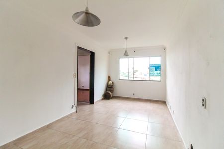 Sala de apartamento para alugar com 2 quartos, 60m² em Jardim Lucinda, São Paulo