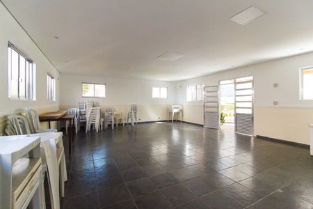 Apartamento para alugar com 60m², 2 quartos e 1 vagaÁrea comum - Salão de festas