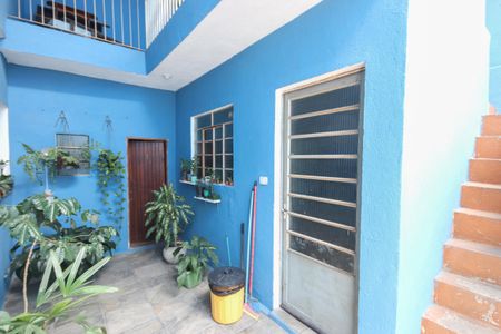 Casa à venda com 160m², 3 quartos e 2 vagas Casa à venda com 160m², 3 quartos e 2 vagasQuintal