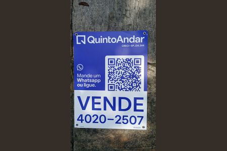 Casa à venda com 160m², 3 quartos e 2 vagas Casa à venda com 160m², 3 quartos e 2 vagasPlaquinha