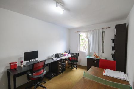 Casa à venda com 160m², 3 quartos e 2 vagas Casa à venda com 160m², 3 quartos e 2 vagasQuarto 2