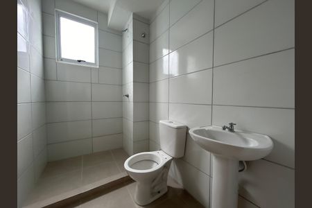 Apartamento à venda com 51m², 2 quartos e 1 vaga Apartamento à venda com 51m², 2 quartos e 1 vagaBanheiro
