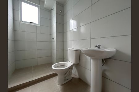 Apartamento à venda com 51m², 2 quartos e 1 vaga Apartamento à venda com 51m², 2 quartos e 1 vagaBanheiro