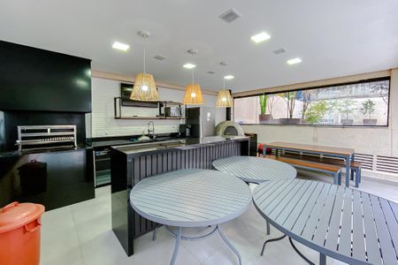 Apartamento à venda com 180m², 4 quartos e 3 vagasÁrea comum - Churrasqueira