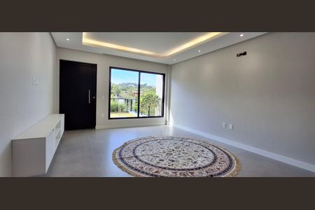 Casa para alugar com 210m², 3 quartos e 2 vagasSala