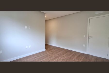 Casa para alugar com 210m², 3 quartos e 2 vagasSuíte 1