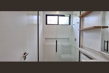 Casa para alugar com 210m², 3 quartos e 2 vagasBanheiro Suíte 1